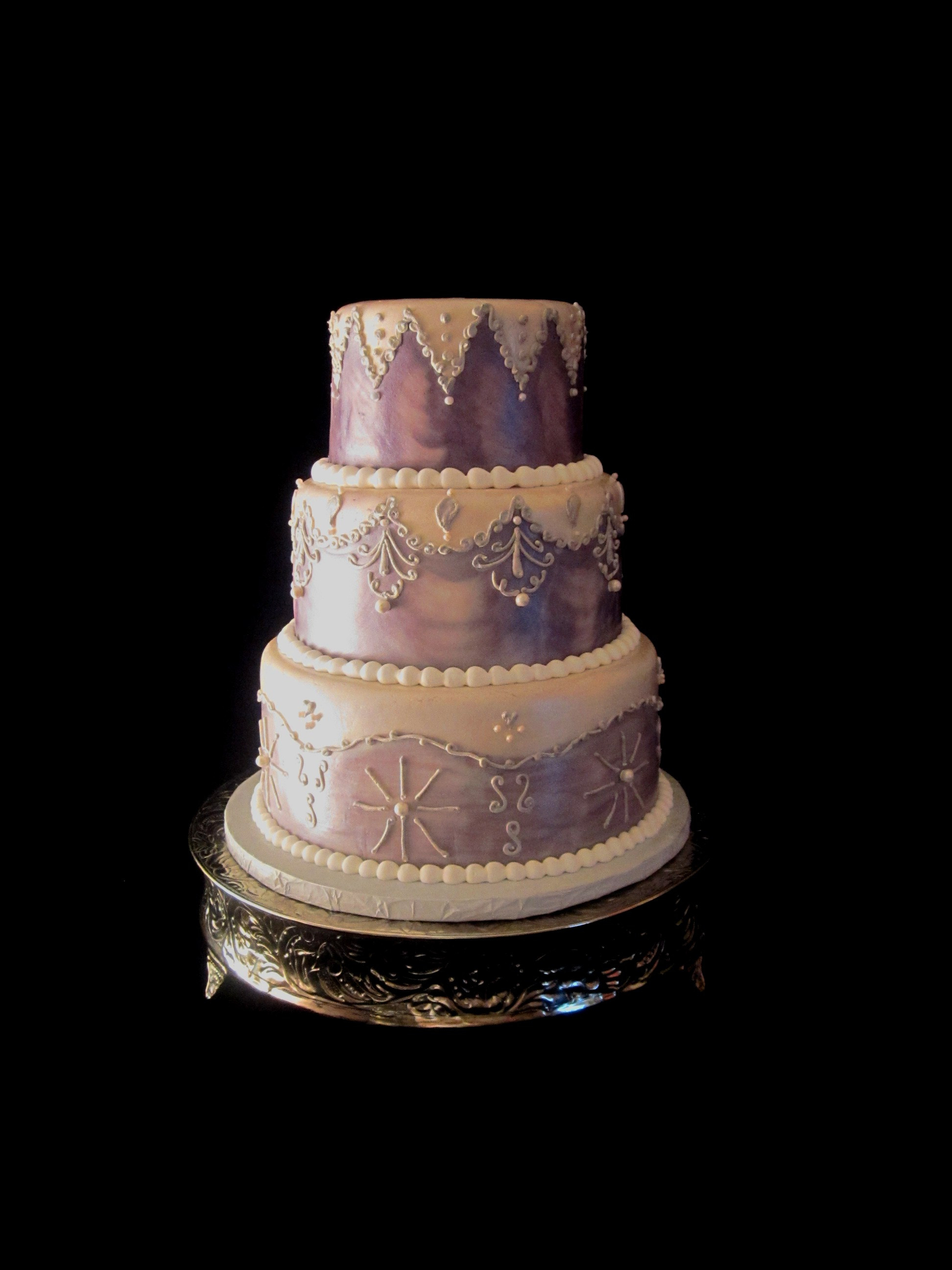 Wedding Cakes With Purple
 silver
