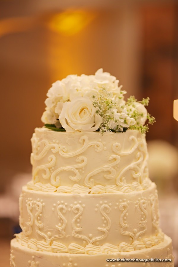 Wedding Cakes With Real Flowers
 The French Bouquet Blog inspiring wedding & event