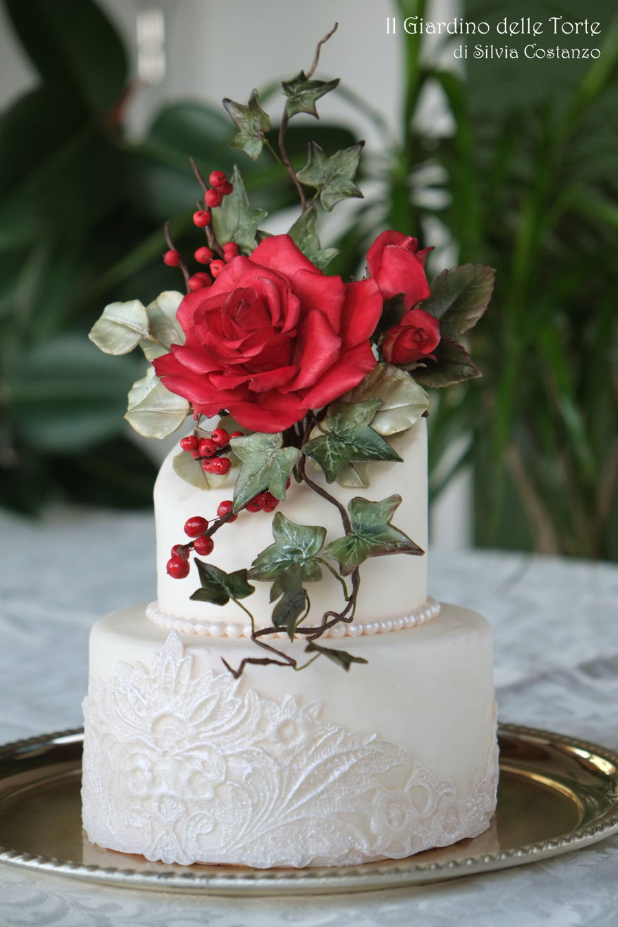 Wedding Cakes With Red Roses
 Red Rose Wedding Cake CakeCentral