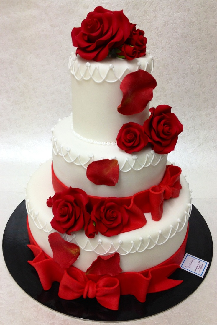 Wedding Cakes With Red Roses
 Red rose wedding cake idea in 2017