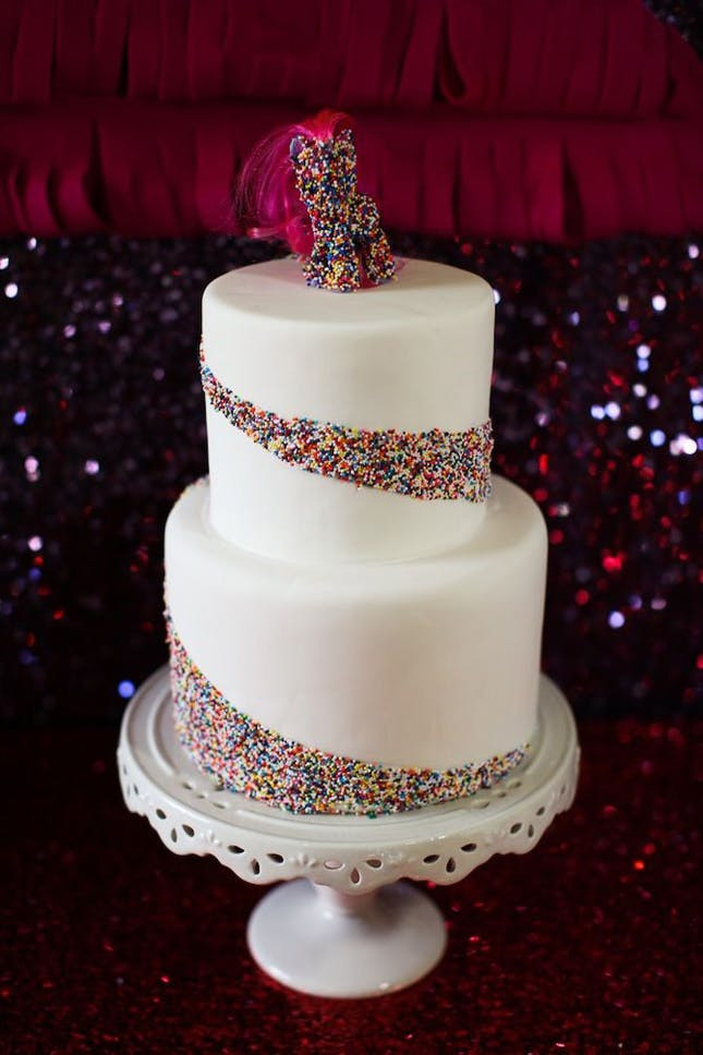 Wedding Cakes With Sprinkles
 The 20 Wackiest Wedding Cakes Ever