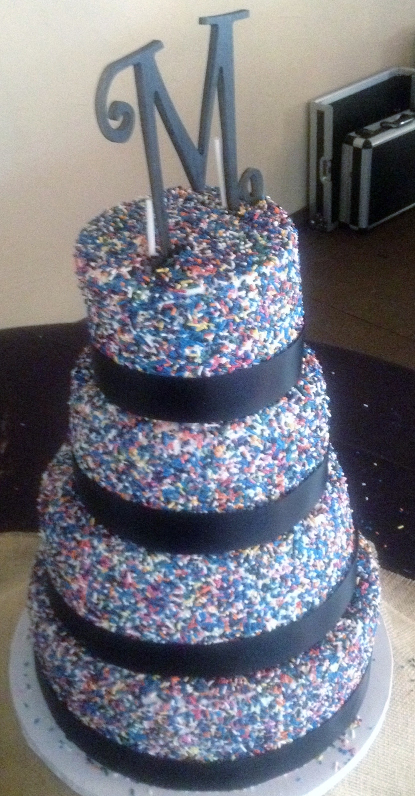 Wedding Cakes With Sprinkles
 Cups N Cakes Sprinkle Wedding Cake