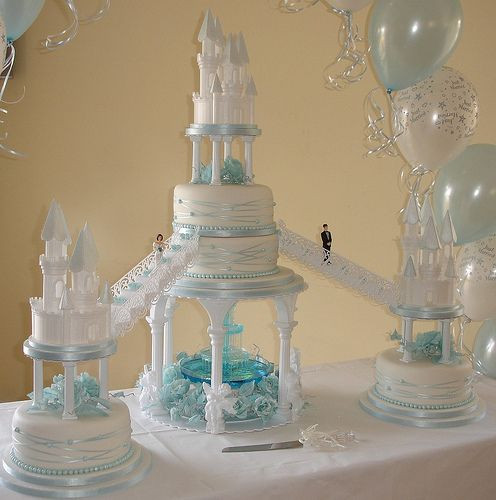 Wedding Cakes With Water Fountain
 wedding with a water fountain