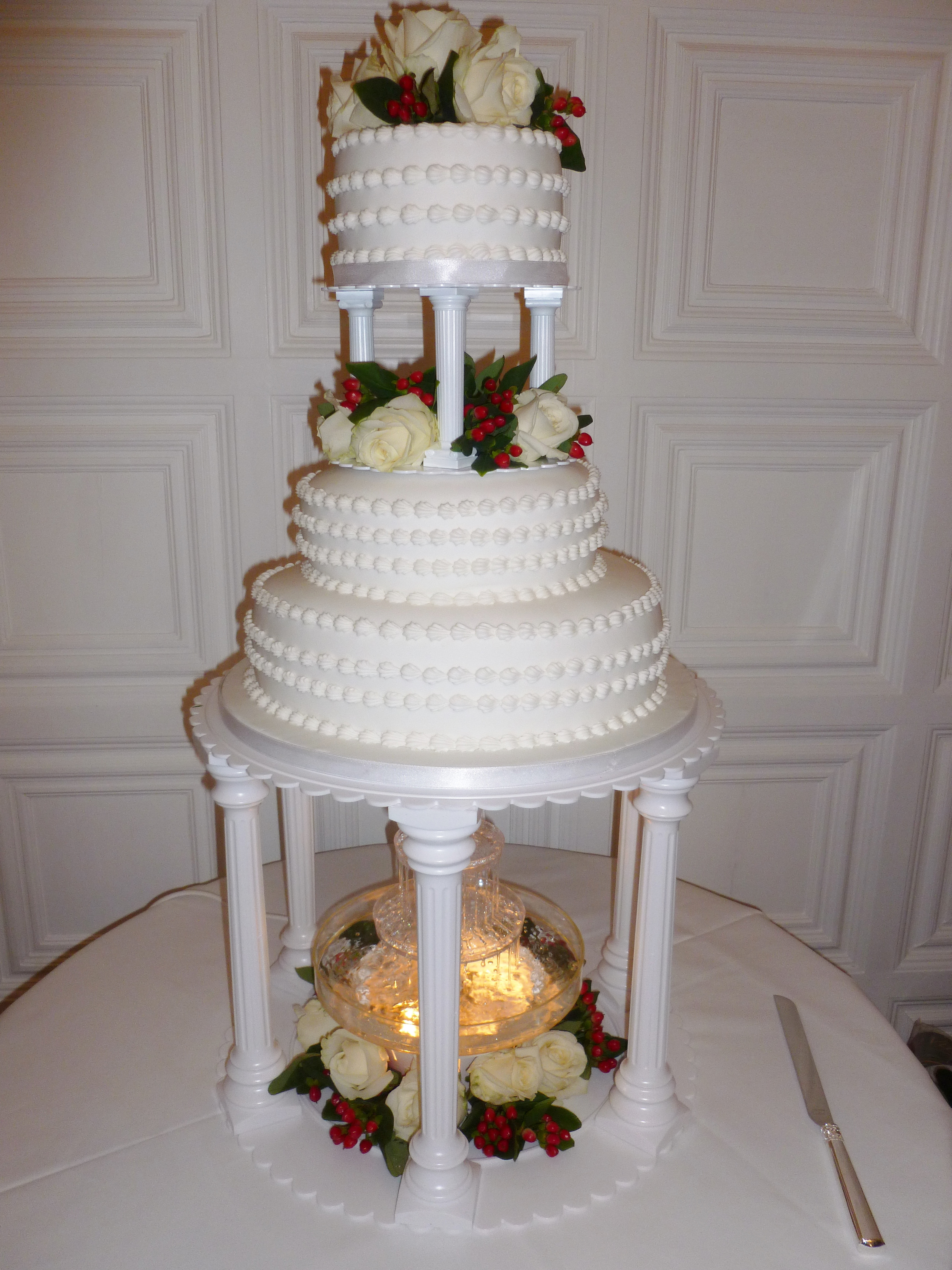 Wedding Cakes With Water Fountain
 Wedding Cake Water Fountain