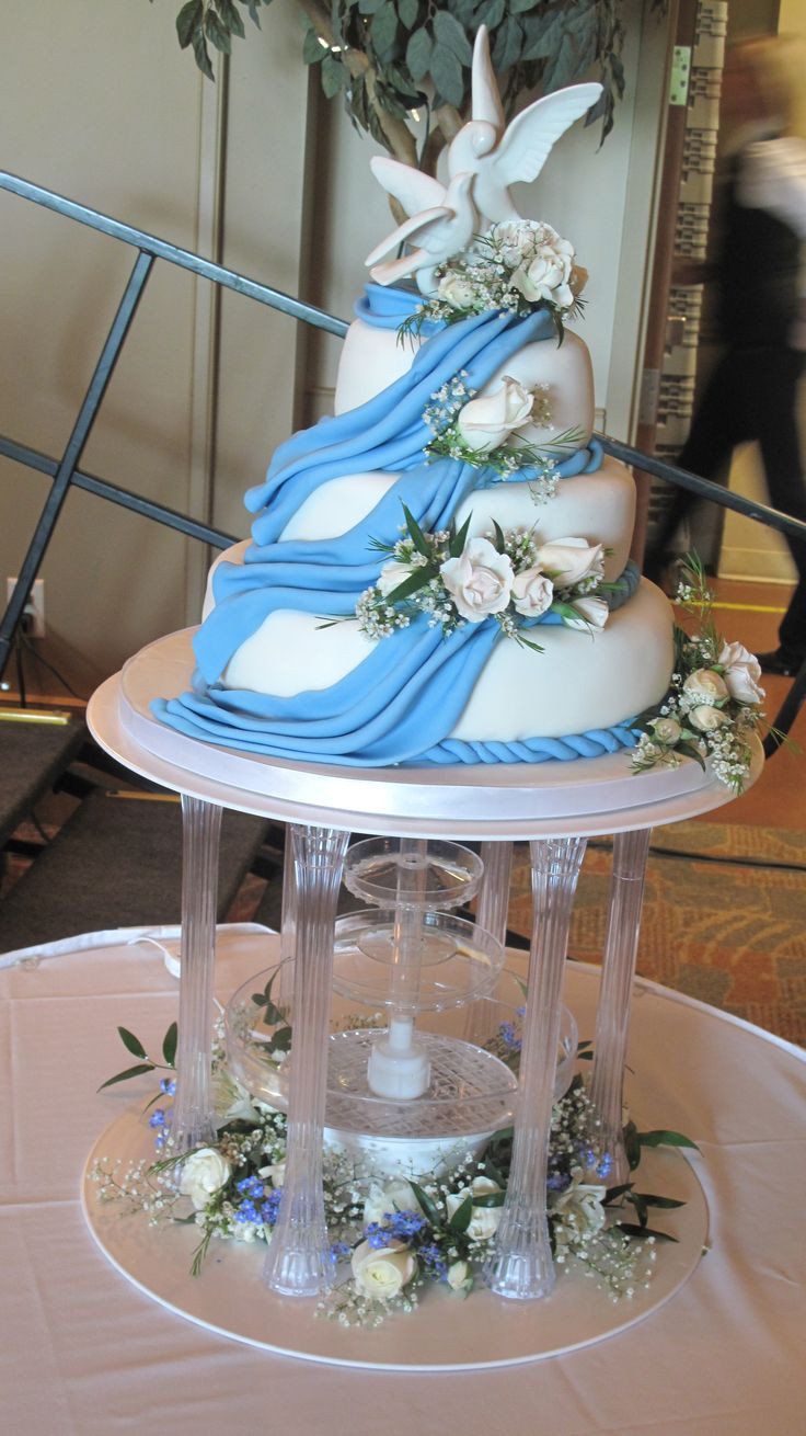 Wedding Cakes With Waterfalls
 Waterfall Wedding Cake Cake Ideas and Designs