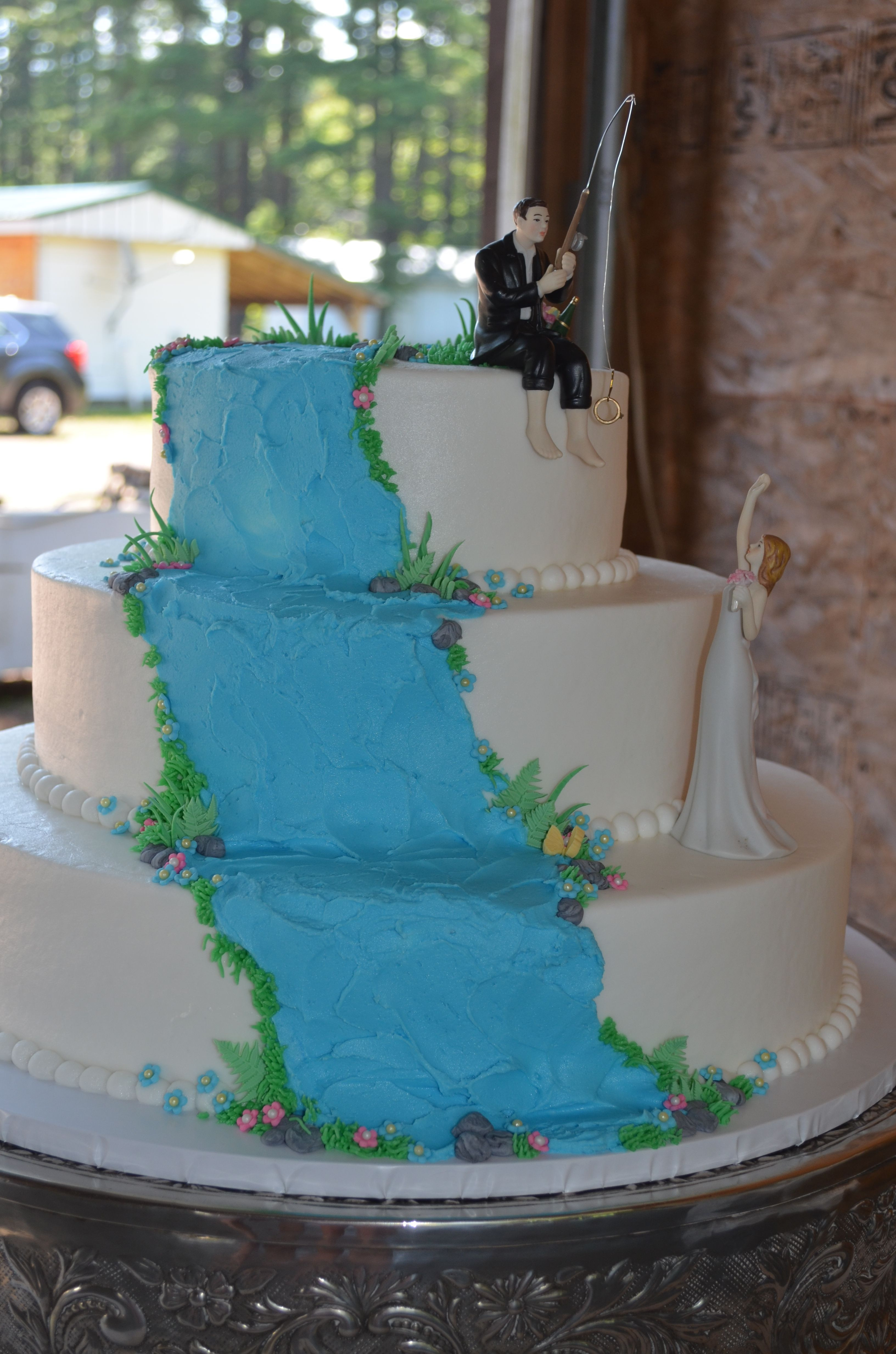 Wedding Cakes With Waterfalls
 Waterfall Wedding Cake Cake Ideas and Designs