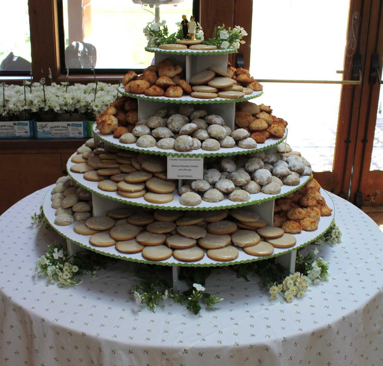 Wedding Cookie Cakes
 Wedding Cake Alternatives The I Do Moment