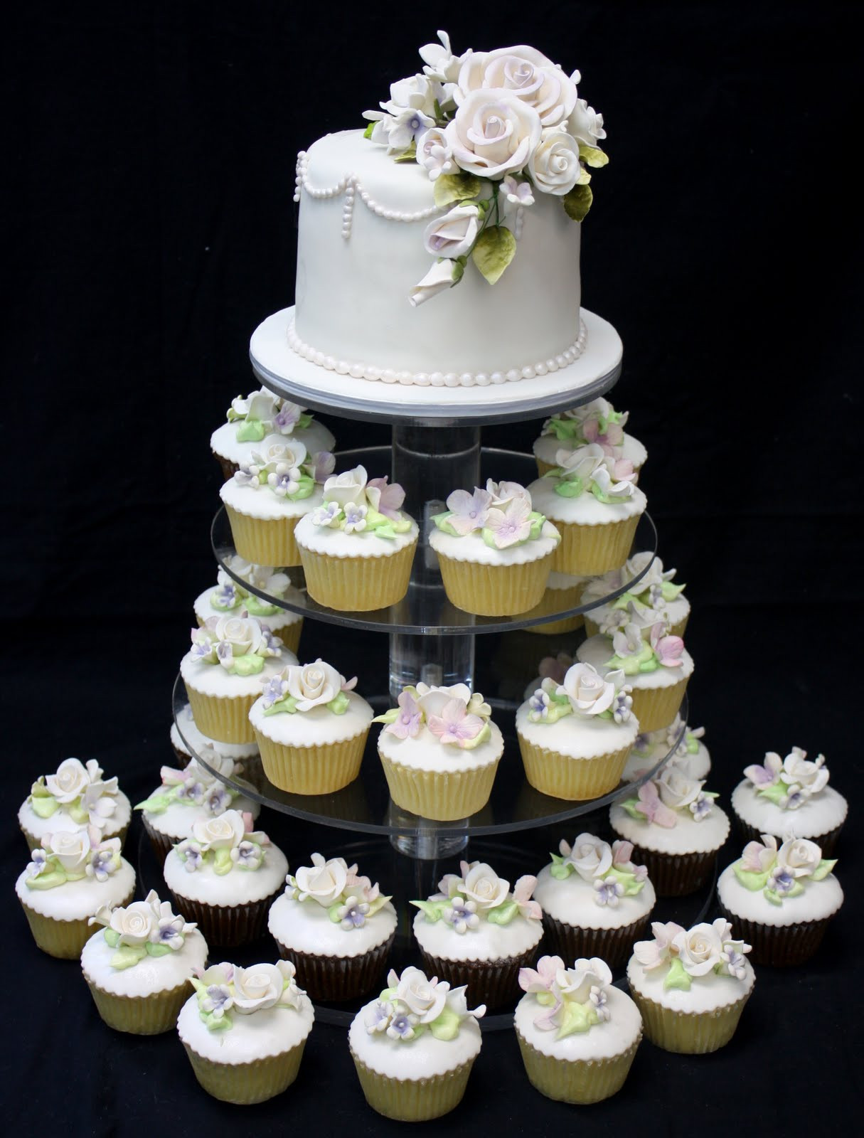 Wedding Cup Cakes
 plete Deelite Our Latest Cupcake Towers