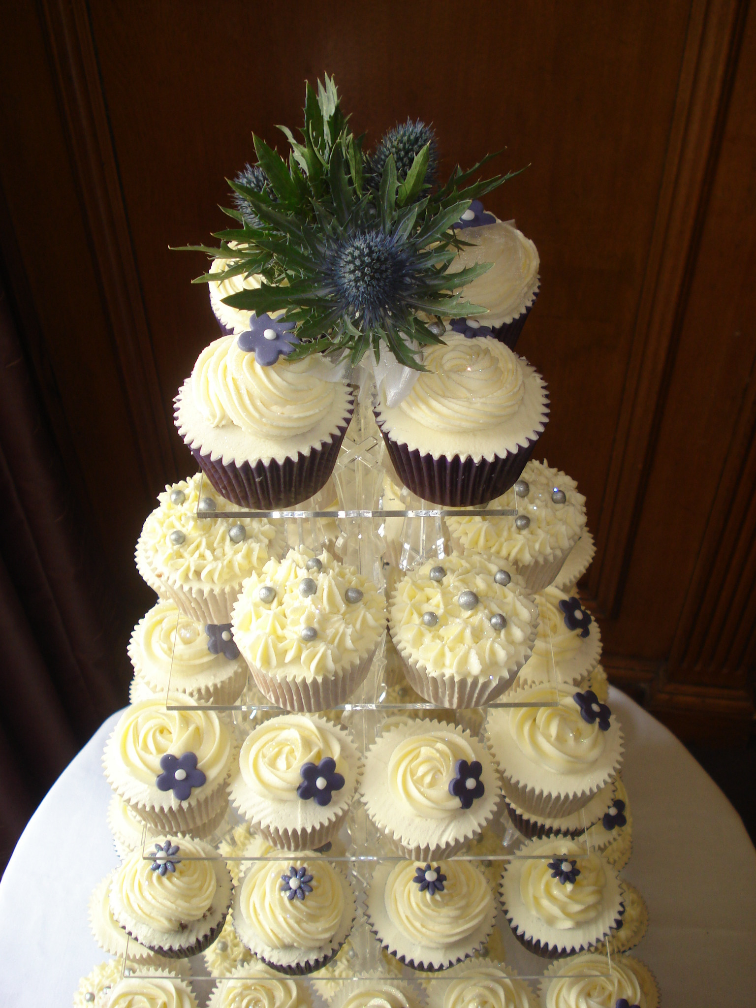Wedding Cup Cakes
 Scottish Wedding cupcakes – CAKES BY LIZZIE EDINBURGH