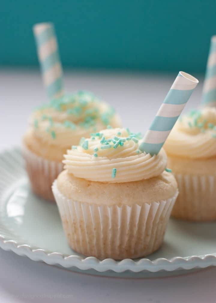 Wedding Cup Cakes Recipes
 Wedding Cupcake Buttercream Recipe — Dishmaps