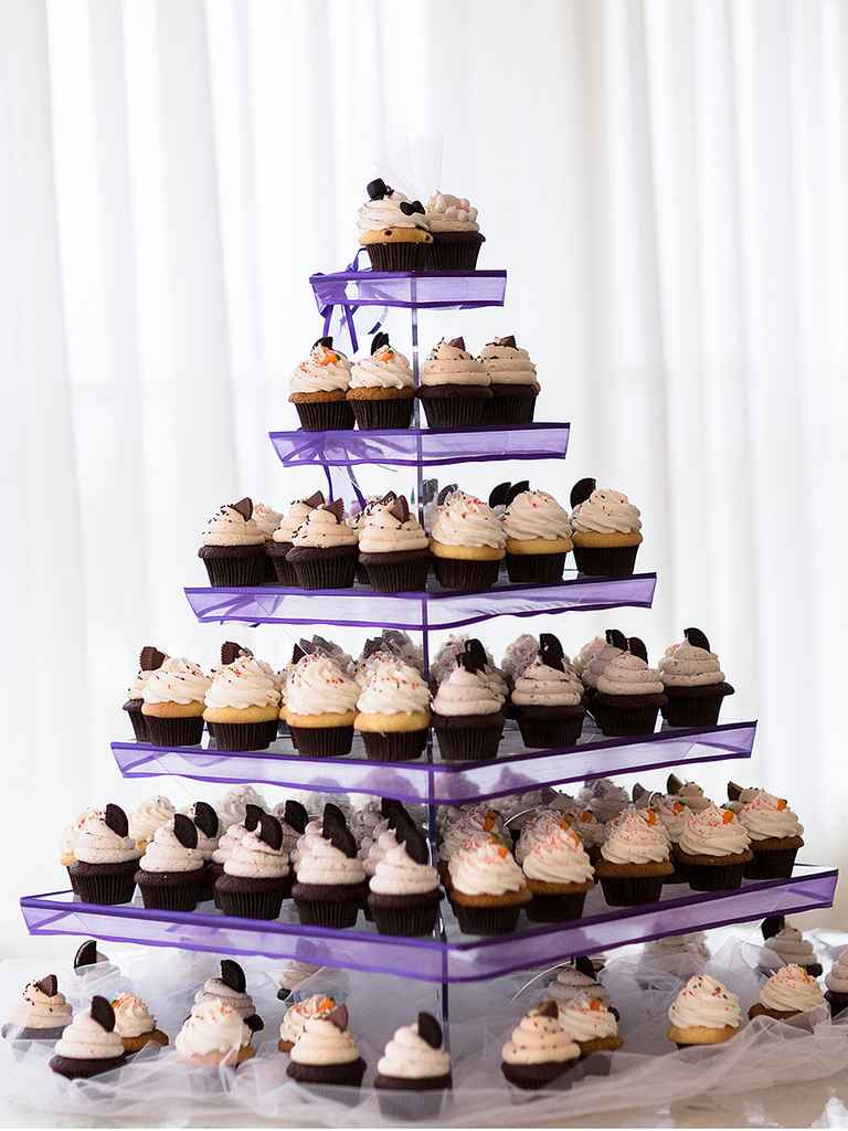 Wedding Cupcake Cakes
 16 Wedding Cake Ideas With Cupcakes