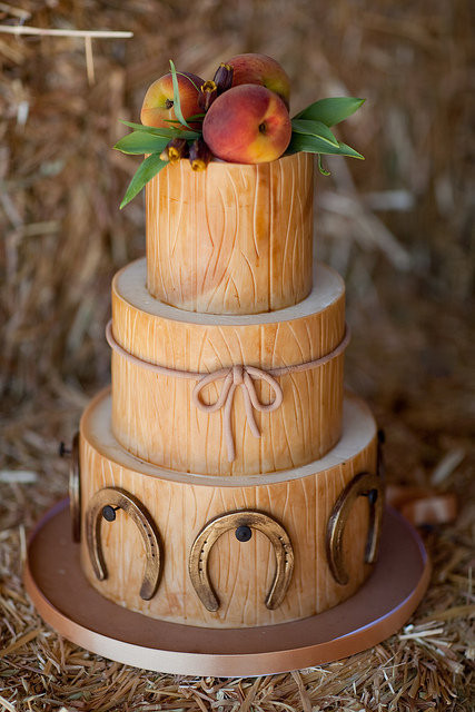 Western Style Wedding Cakes
 Believe In Cake Country Style Wedding Cake