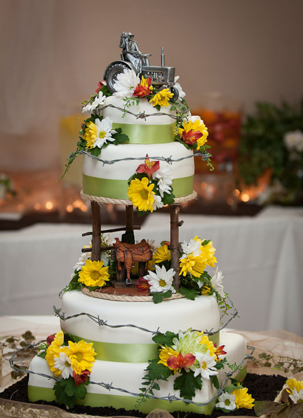 Western Wedding Cakes
 Ideas of the Western Themed Wedding Cakes