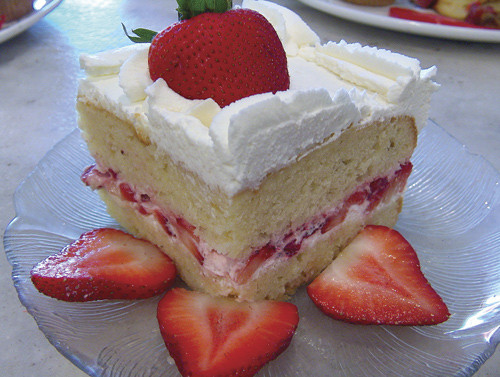 Wheatfields Strawberry Wedding Cake
 101 Things to Love WheatFields Eatery And Bakery – one