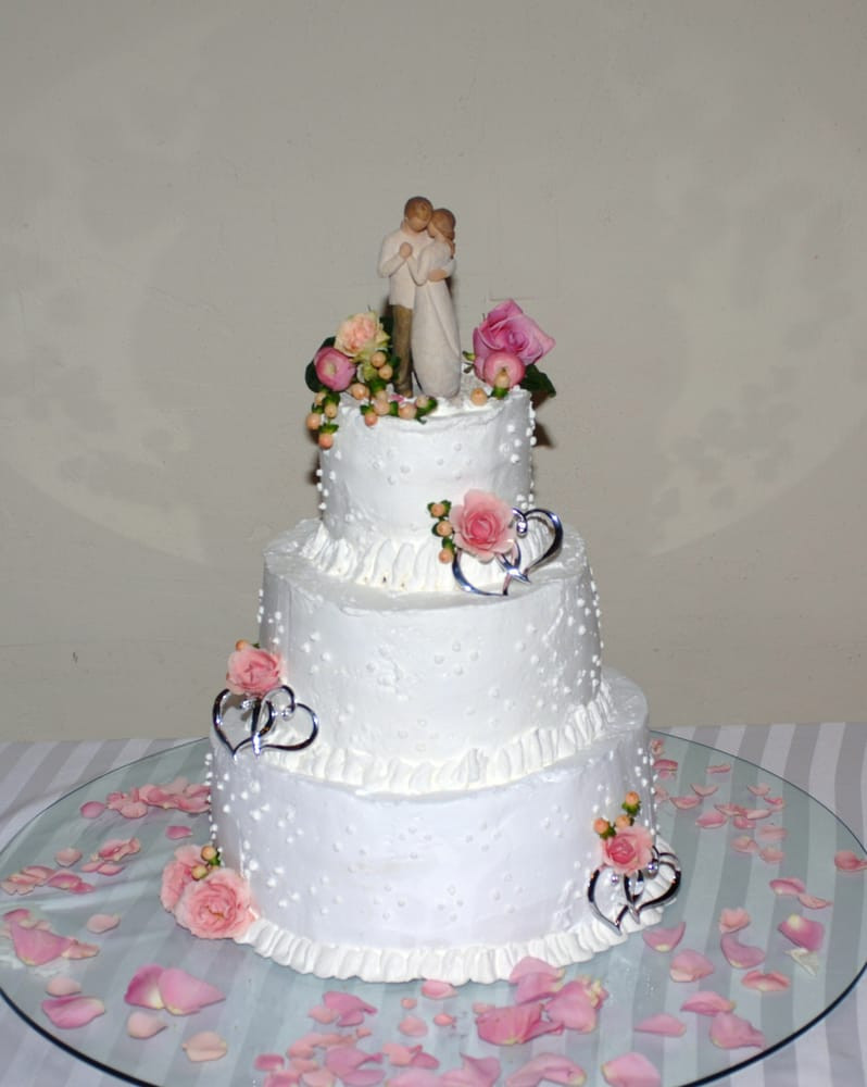 Whipped Icing Wedding Cakes
 wedding cake white cake with fresh strawberries and a