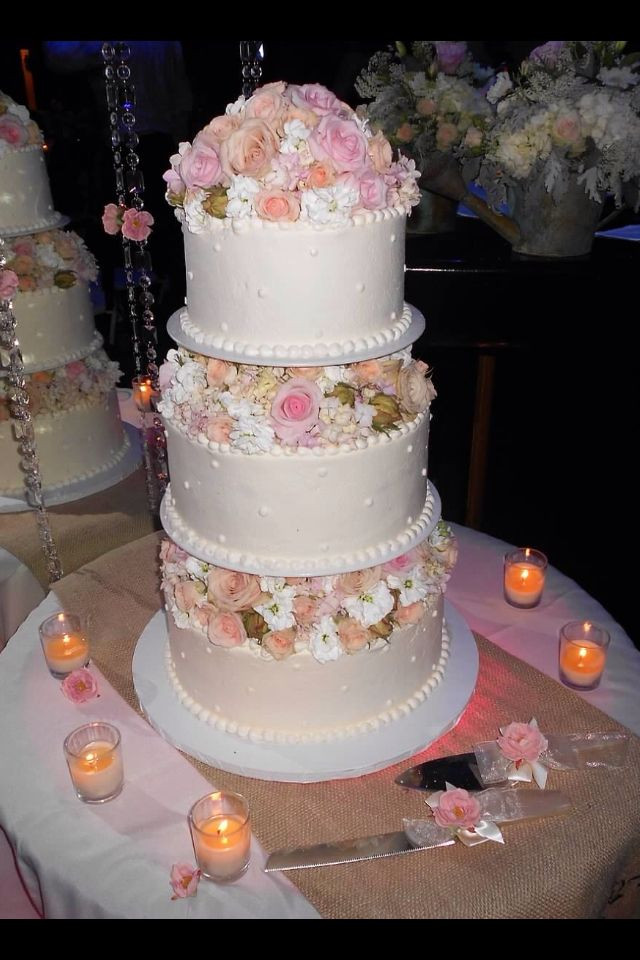 Whipped Icing Wedding Cakes
 Our wedding cake with fresh flowers whipped cream