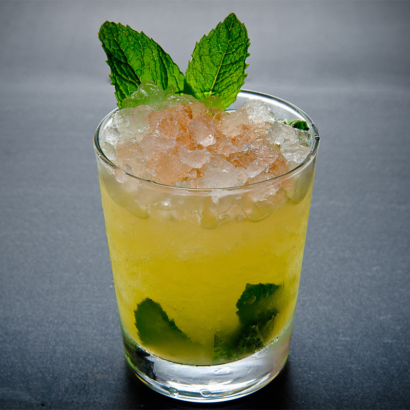 Whiskey Summer Drinks
 Top 8 Cocktails for This Summer