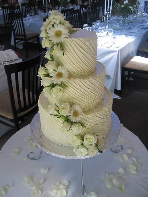 White And Chocolate Wedding Cake
 White chocolate ganache wedding cake