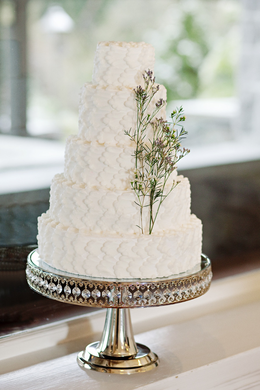White Buttercream Wedding Cake
 White buttercream wedding cakes idea in 2017