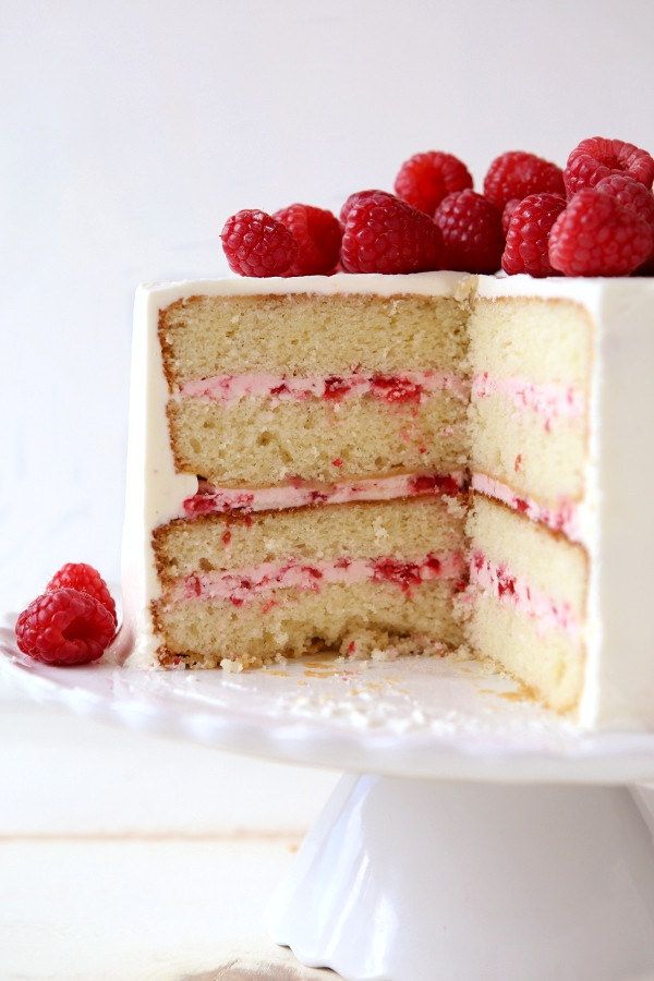 White Chocolate Raspberry Wedding Cake
 white chocolate cake icing