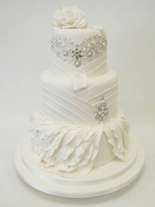 White On White Wedding Cake
 Picture Exquisite All White Wedding Cakes