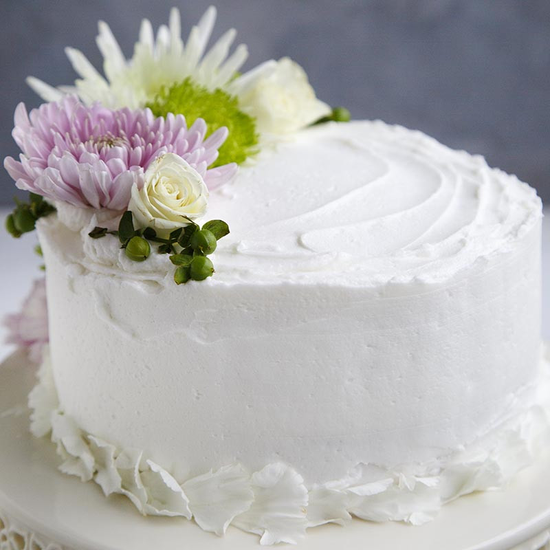 White Wedding Cake Frosting Recipes
 White Wedding Cake and Frosting