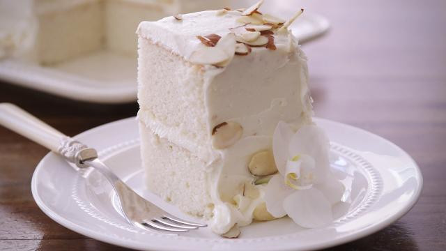 White Wedding Cake Recipe
 white almond wedding cake frosting