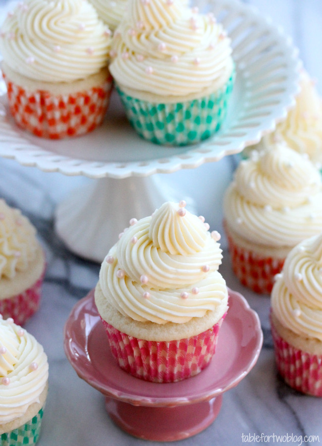 White Wedding Cupcakes
 White Wedding Cake Cupcakes Table for Two