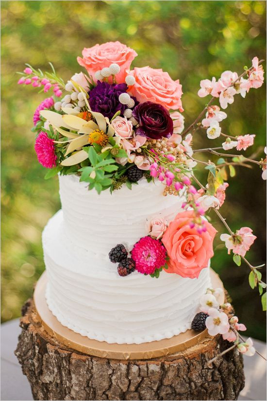 Wildflower Wedding Cakes
 The Latest Wedding Cake Trends Arabia Weddings