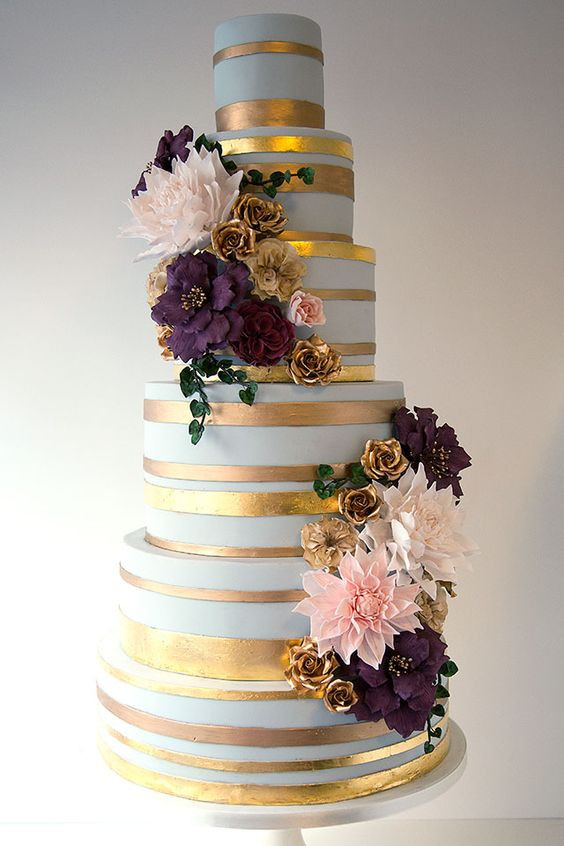 Wildflower Wedding Cakes
 15 wedding cakes with roses that will water your mouth