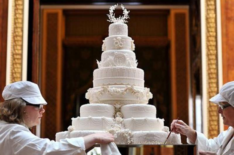 William And Kate Wedding Cakes
 13 Most Extravagant & Beautiful Celebrity Wedding Cakes
