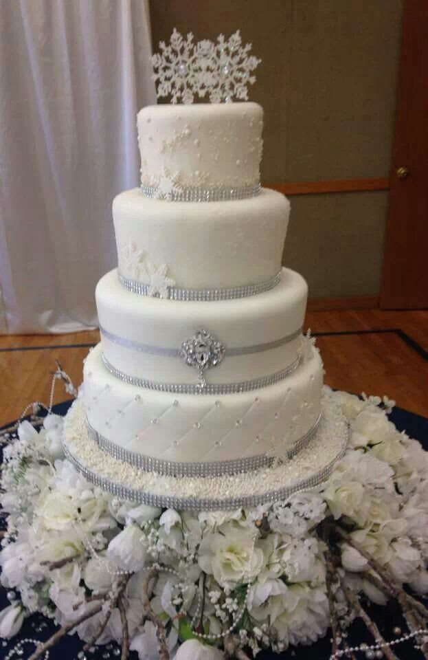 Winter Wonderland Wedding Cakes
 Winter wonderland wedding cakes idea in 2017