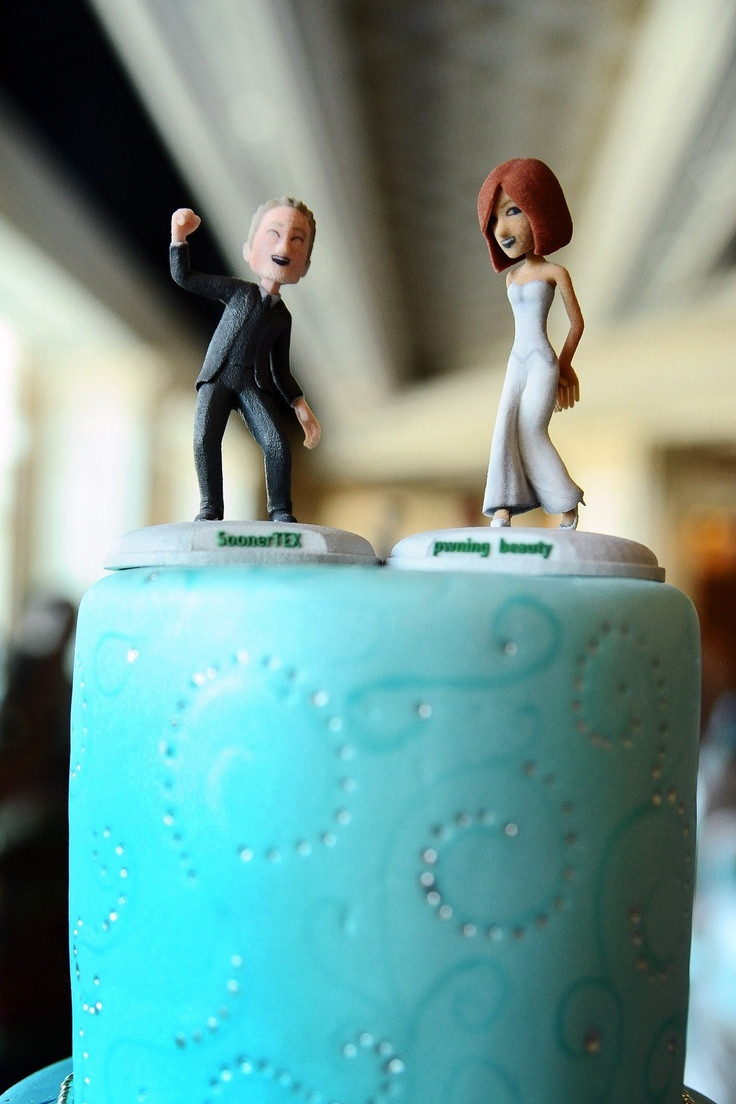 Xbox Wedding Cakes
 Xbox LIVE Avatars make the perfect cake toppers xbox