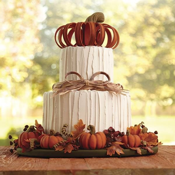 25 Fabulous Autumn Fall Cupcakes
 Best 25 Autumn cake ideas on Pinterest