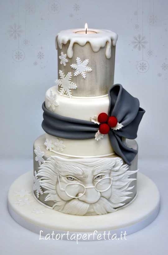Beautiful Christmas Cakes
 Santa Claus Cake by La torta perfetta CakesDecor