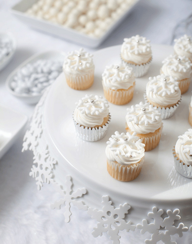 Beautiful Christmas Desserts
 White Christmas dessert table