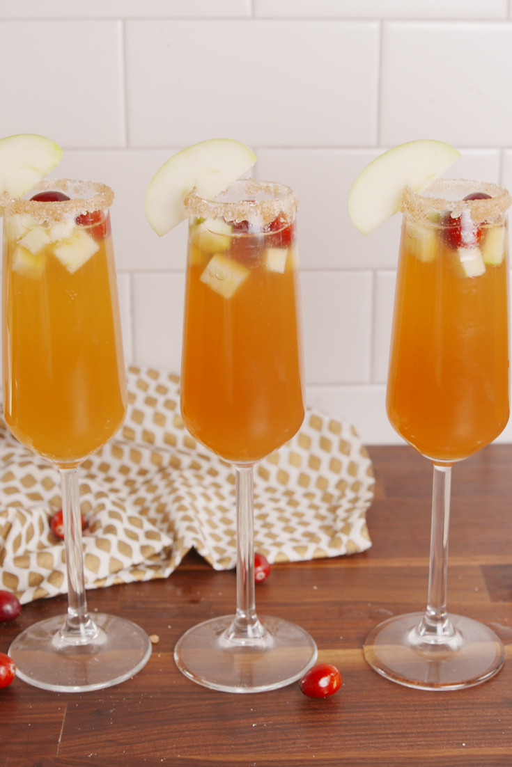 Best Thanksgiving Drinks
 30 Best Thanksgiving Cocktails Easy Recipes for