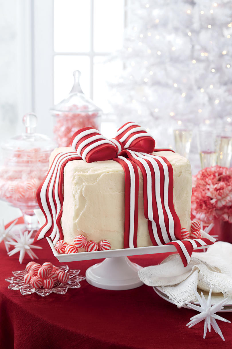 Cakes For Christmas
 Holiday Cake Ideas Perfect For Your fice Christmas Party
