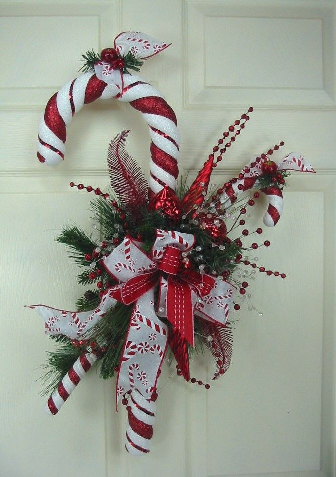 Candy Cane Ideas For Christmas
 Best 25 Candy cane wreath ideas on Pinterest