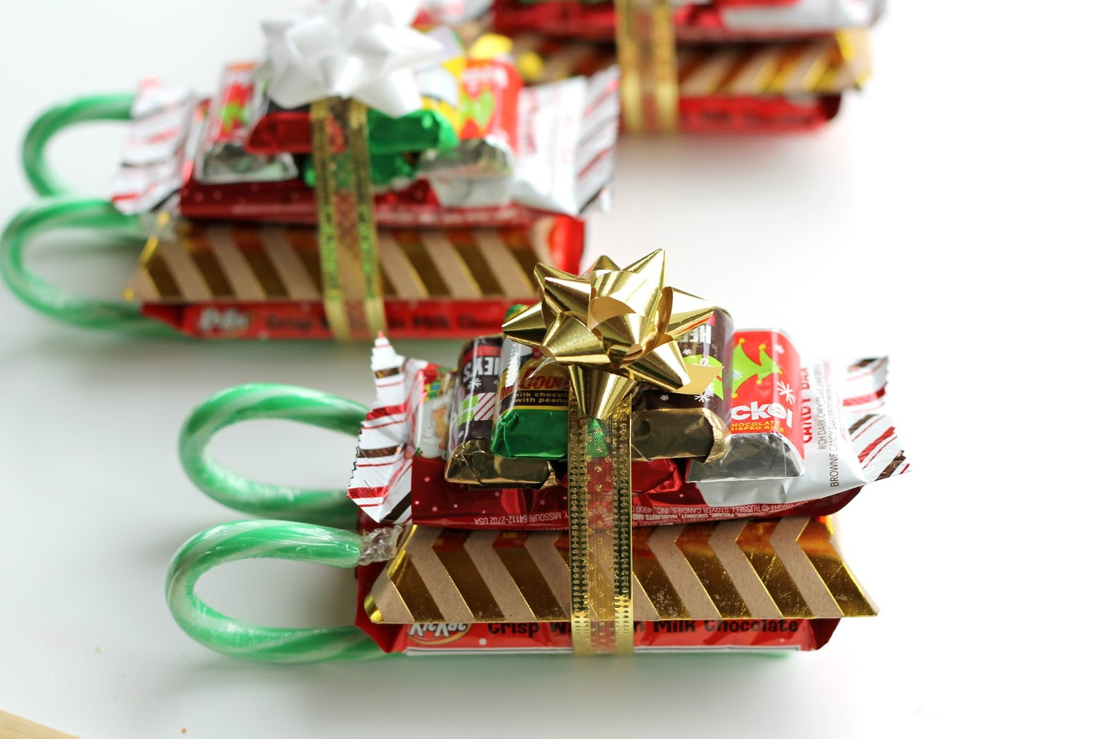 Candy Gifts For Christmas
 DIY Candy Cane Sleighs Teacher Neighbor Friend or Kid