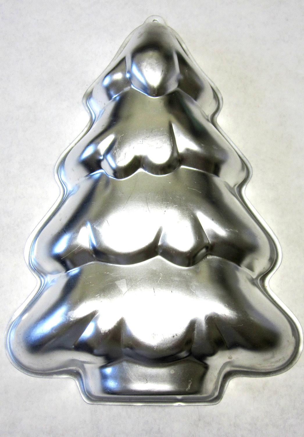 Christmas Baking Pans
 Wilton Cake Pan Mould Mold Christmas Tree by sweetie2sweetie