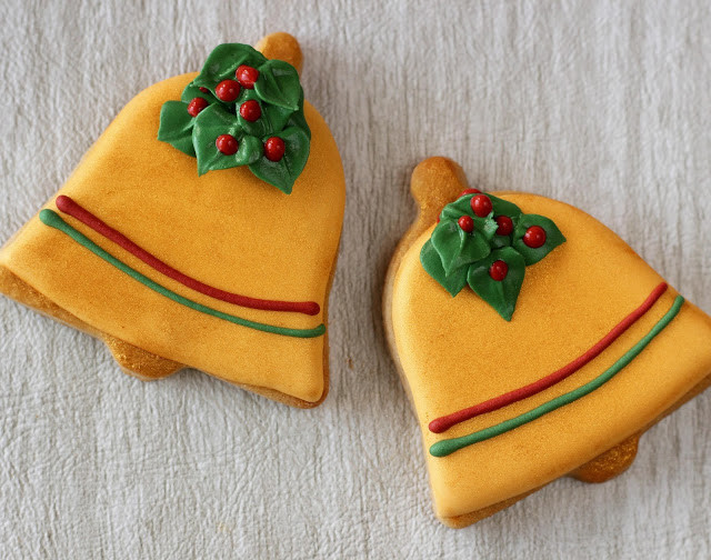 Christmas Bell Cookies
 My Cookie Clinic CHRISTMAS BELL COOKIES December