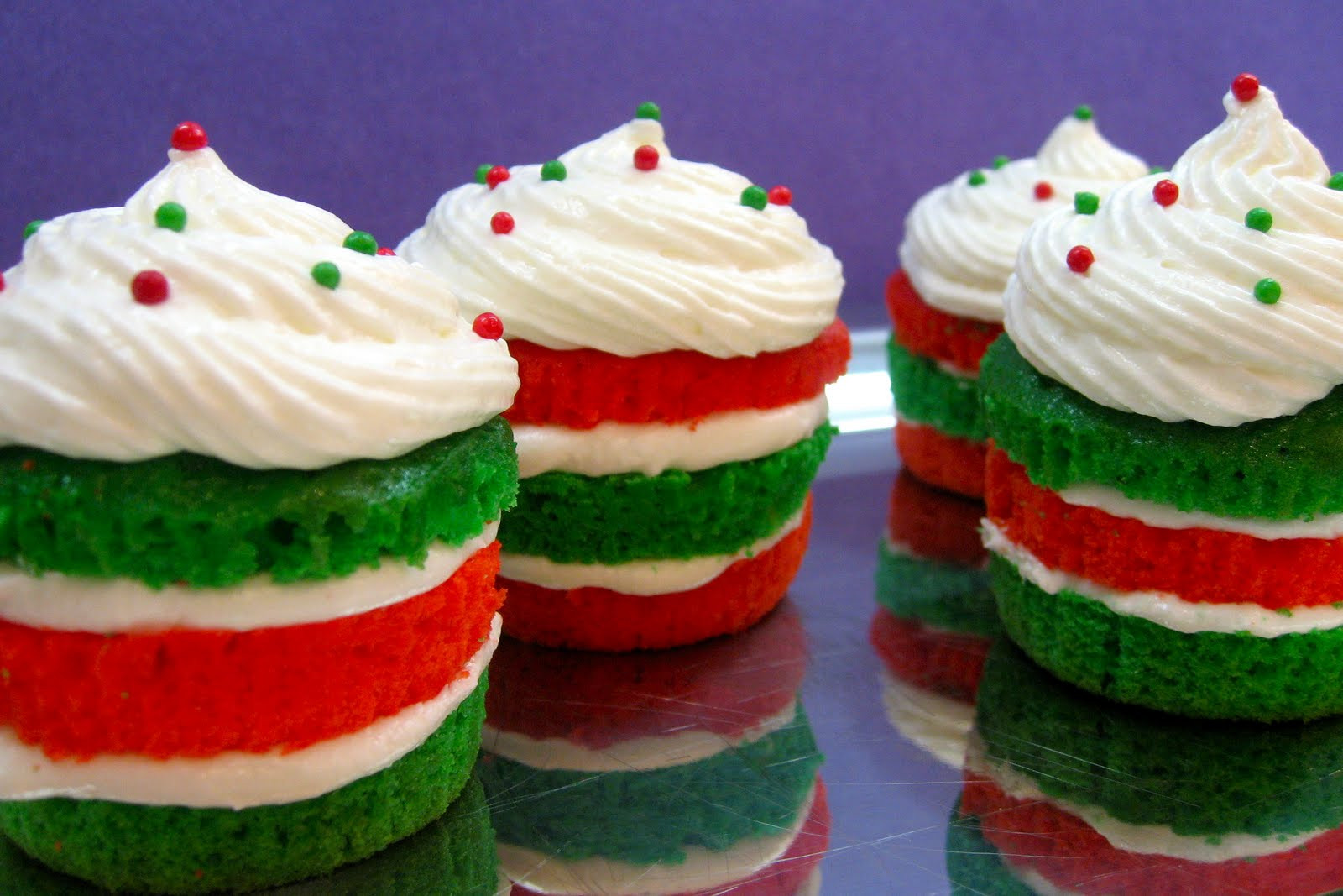 Christmas Cake Cupcakes
 Sugar Swings Serve Some "i give up" cupcakes