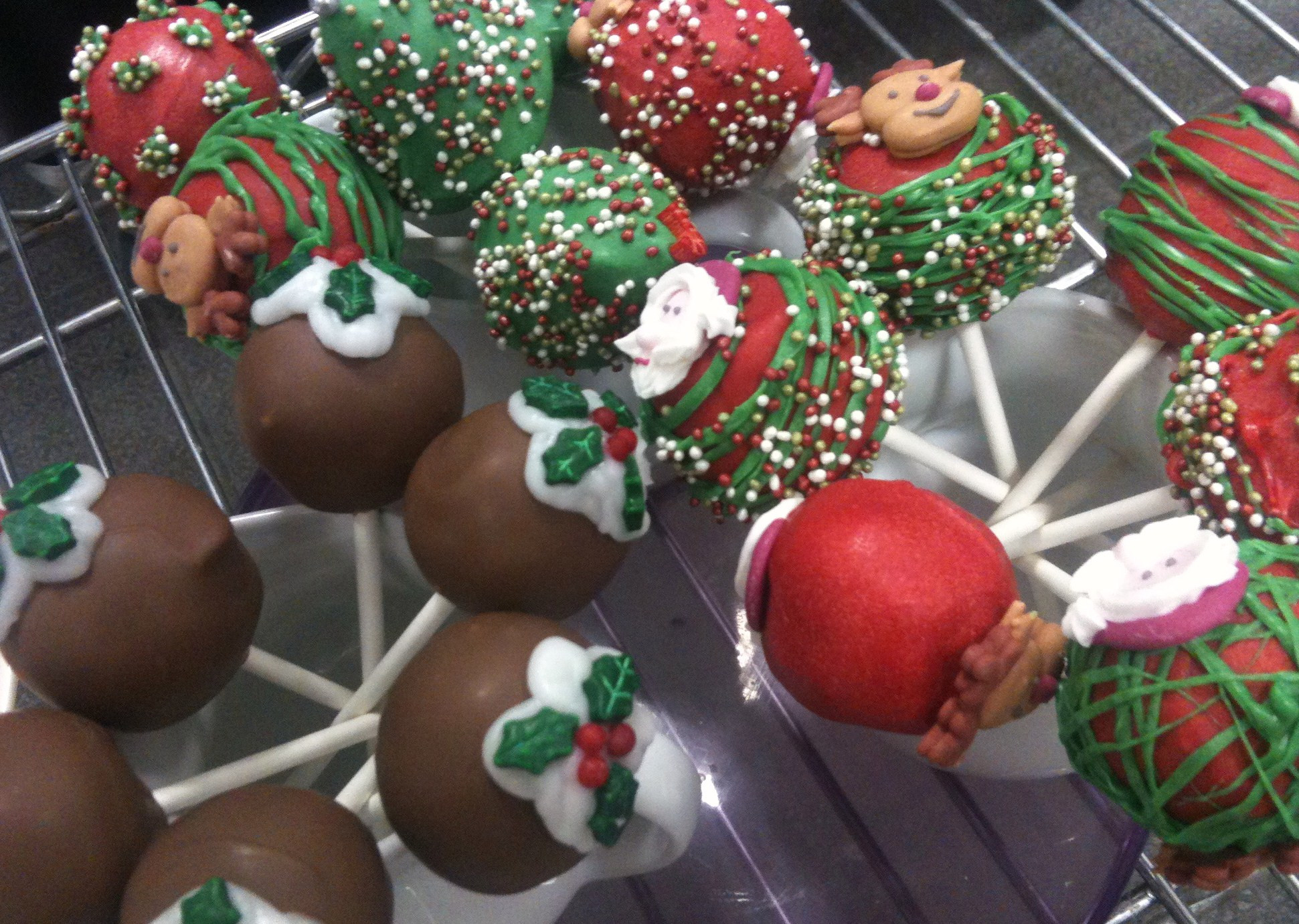 Christmas Cake Pops Recipe
 All about cake pops Recipes from a Normal Mum