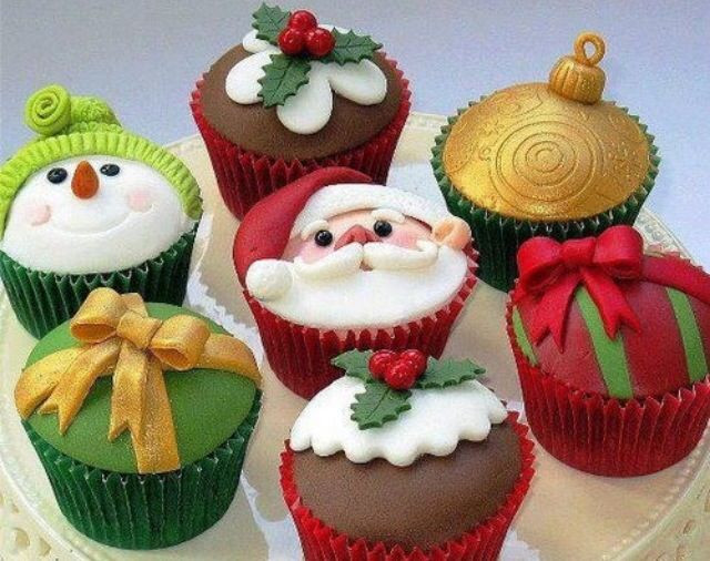 Christmas Cakes For Sale
 18 best Christmas Bake Sale Ideas images on Pinterest