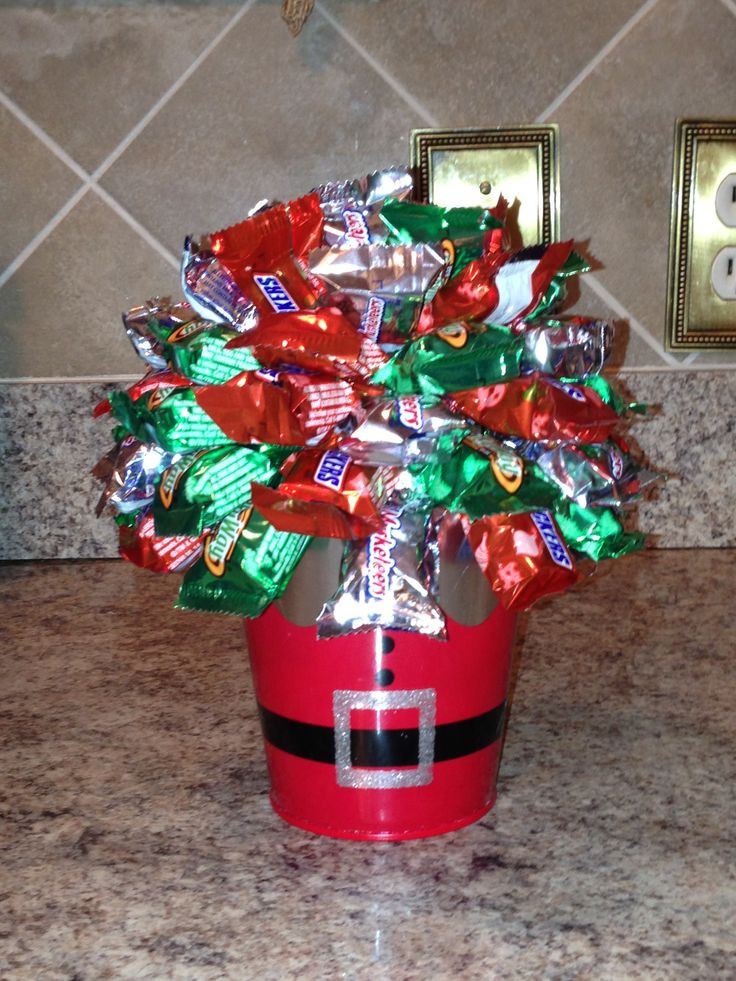 Christmas Candy Baskets
 Best 25 Mini alcohol bouquet ideas on Pinterest