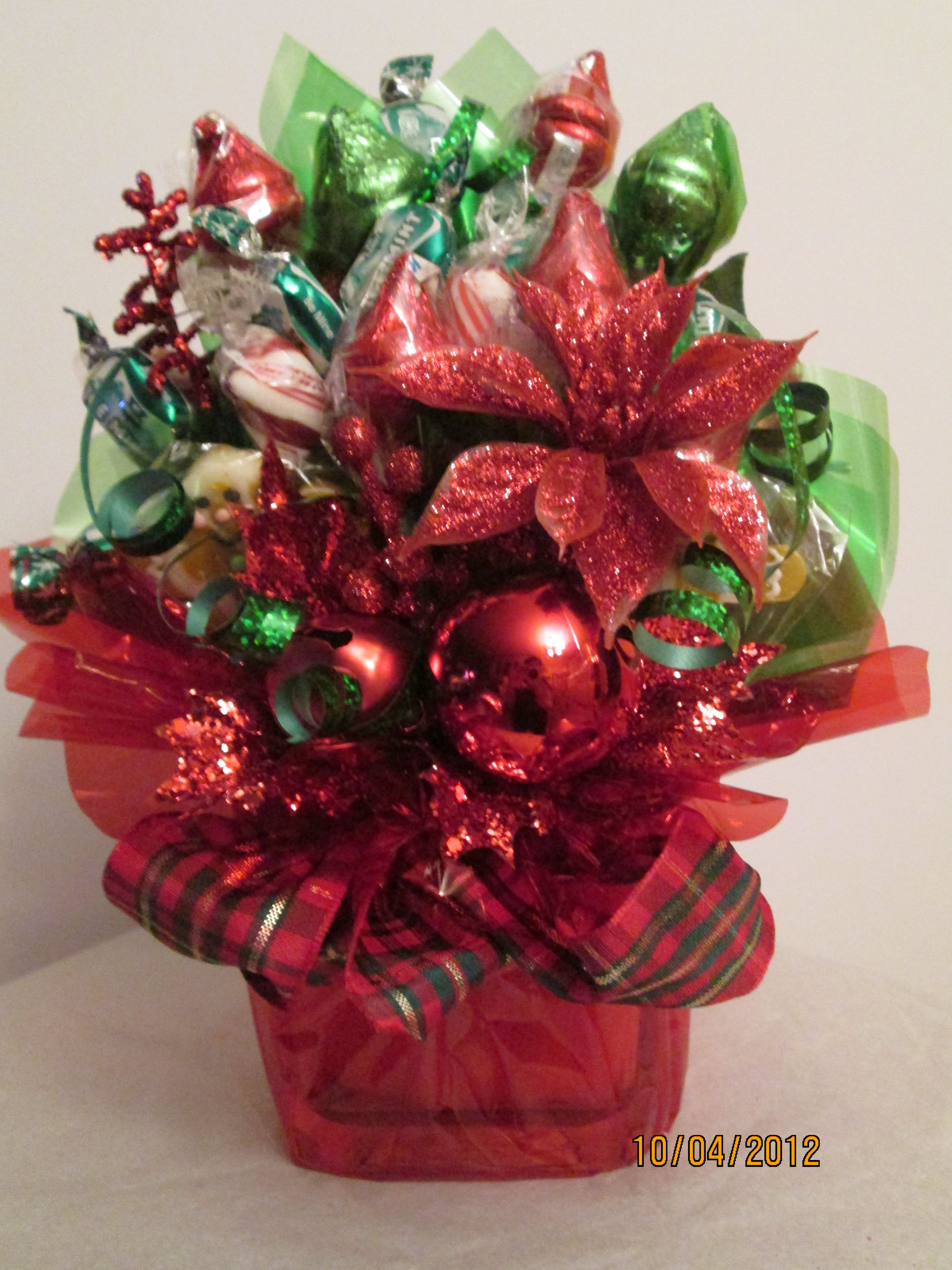 Christmas Candy Baskets
 Christmas small candy bouquet by Ana