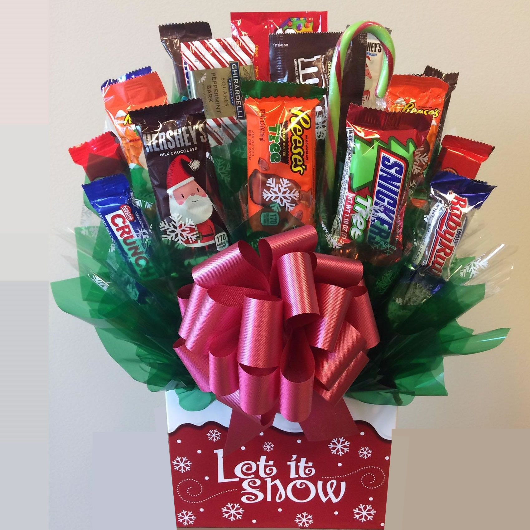 Christmas Candy Baskets
 Let It Snow Candy Bouquet