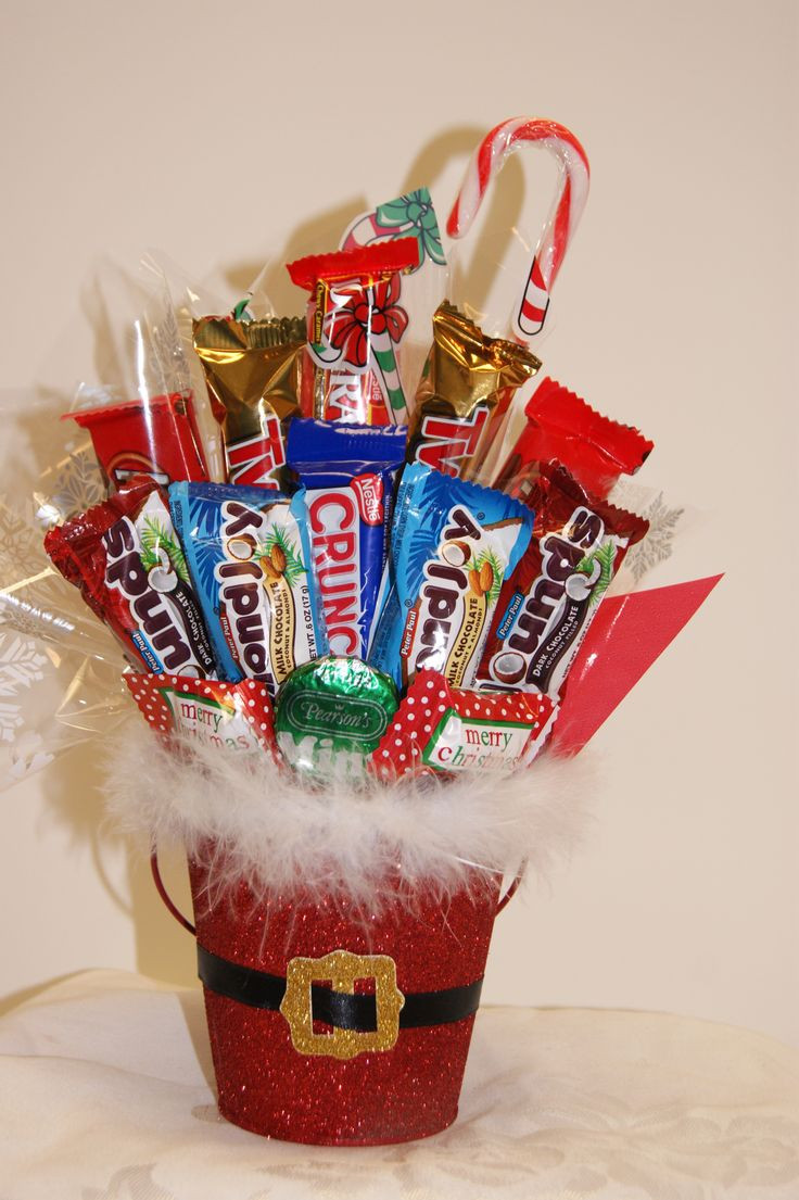Christmas Candy Baskets
 1000 ideas about Candy Bouquet on Pinterest
