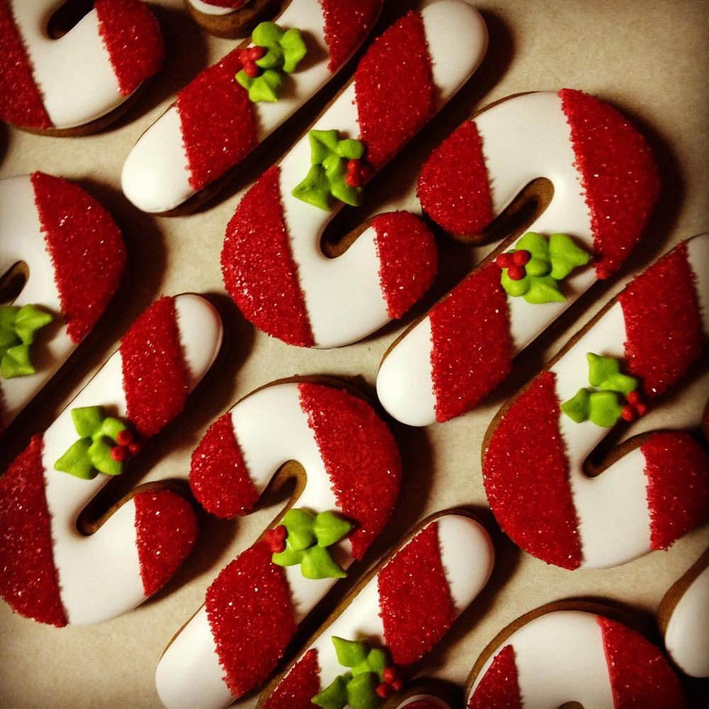 Christmas Candy Cane Cookies
 Candy Canes might try this idea of more stripes rather